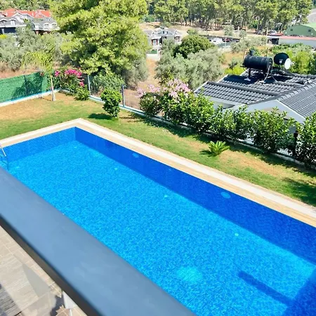 Nest Largely Designed Private With Pool & Garden In